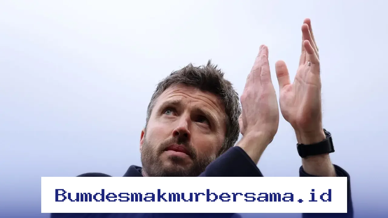 Mazraoui Ungkap Pengaruh Besar Michael Carrick yang Tak Terduga di Manchester United!