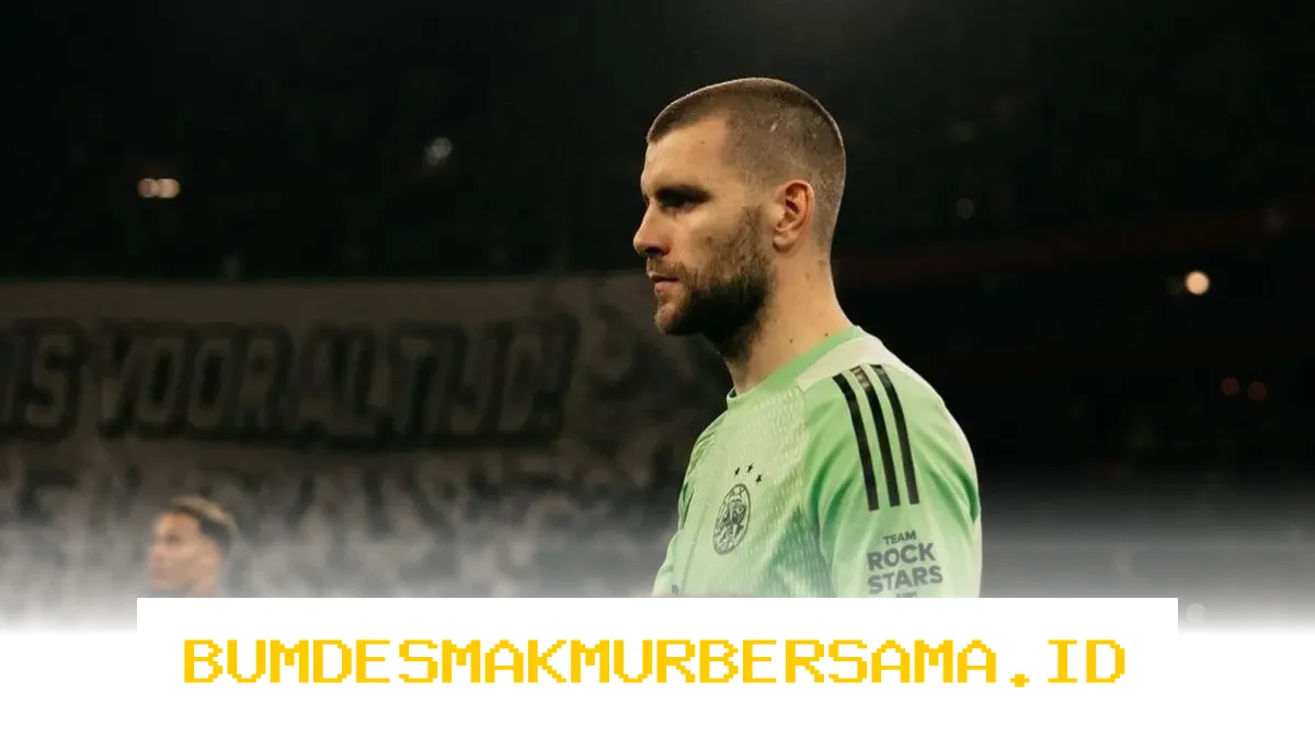 Penjaga Gawang Belanda Hentikan Tren Buruk Ajax dengan Clean Sheet Perdana di Eredivisie 2026!